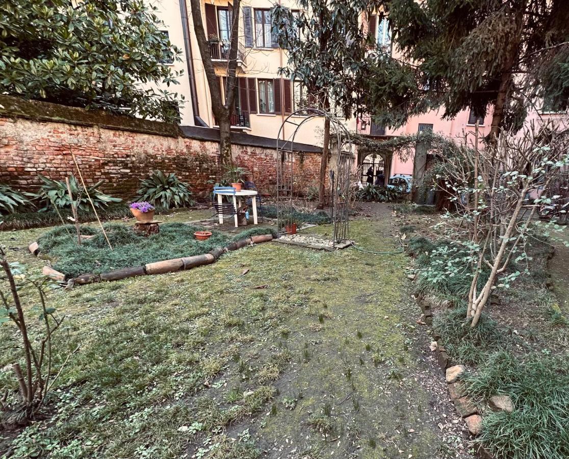 Ferienwohnung Monolocale In Pieno Centro Mailand Exterior foto