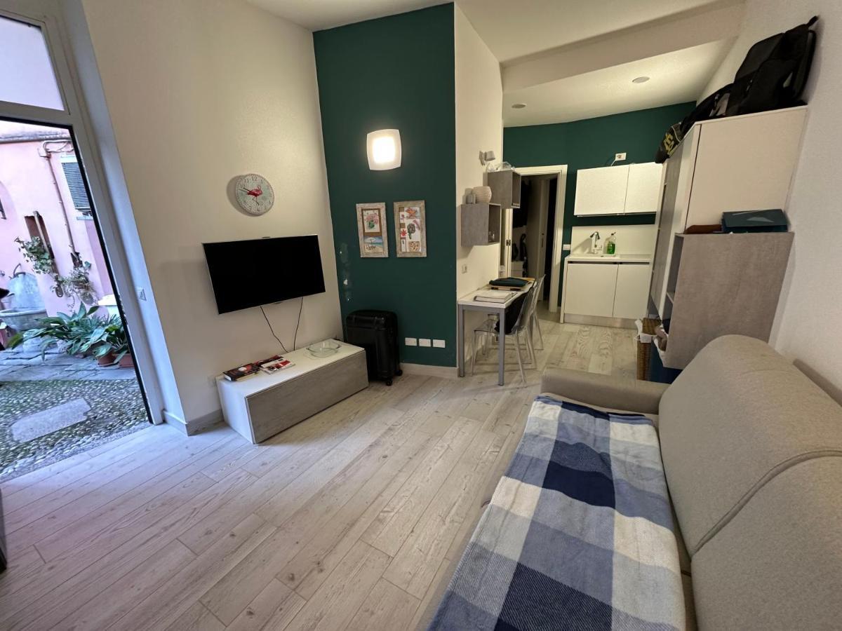 Ferienwohnung Monolocale In Pieno Centro Mailand Exterior foto